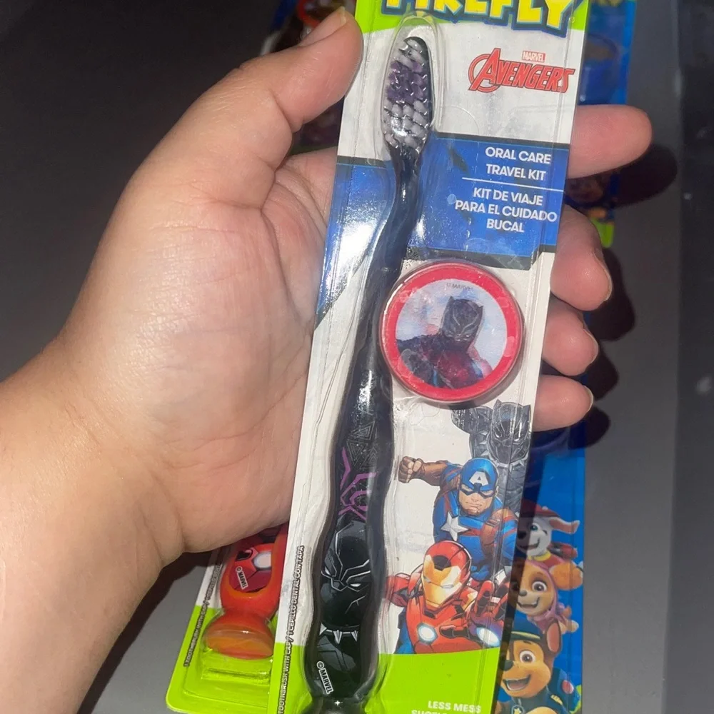 Firefly toothbrush sets (6)